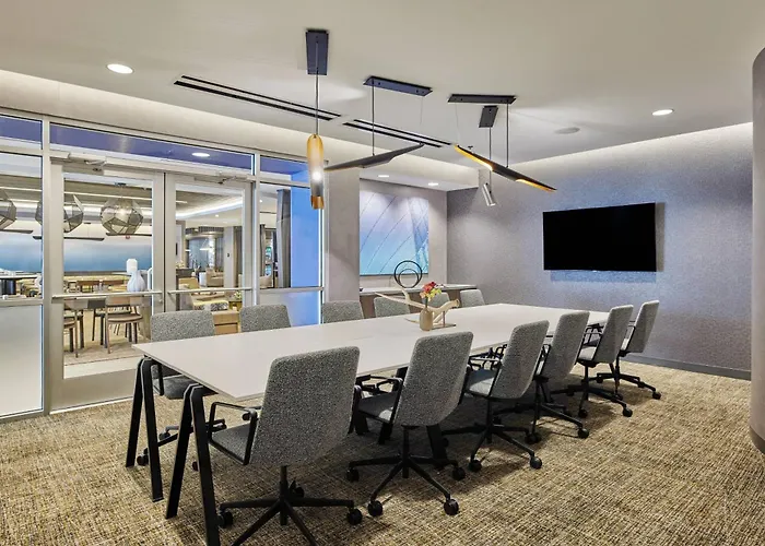 Springhill Suites By Marriott Chicago Chinatown