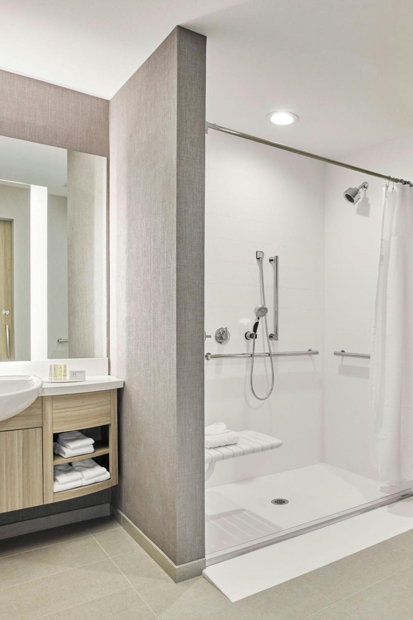 Springhill By Marriott Chinatown 3*